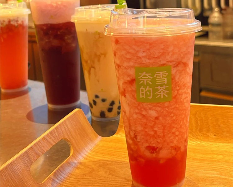 加盟奈雪的茶要多少加盟费，想开一家奈雪的茶店要多少钱