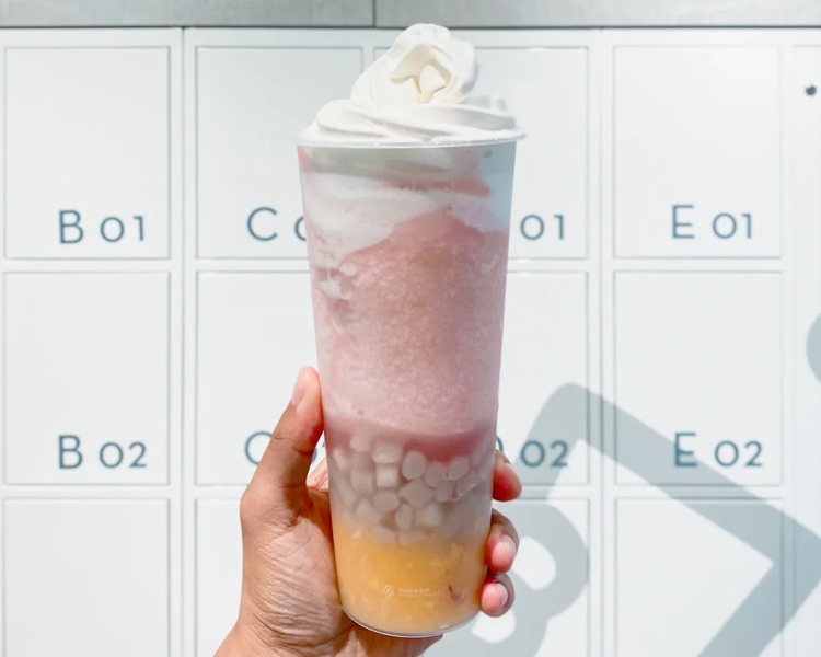 喜茶在县上开店加盟费用要多少钱，2025开一家喜茶店总共需要多少钱